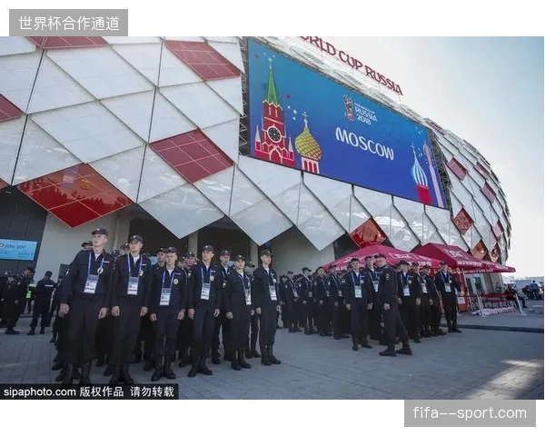 为什么世界杯安保预案缺位会导致旅游运营商在极端突发事件中失去议价权？